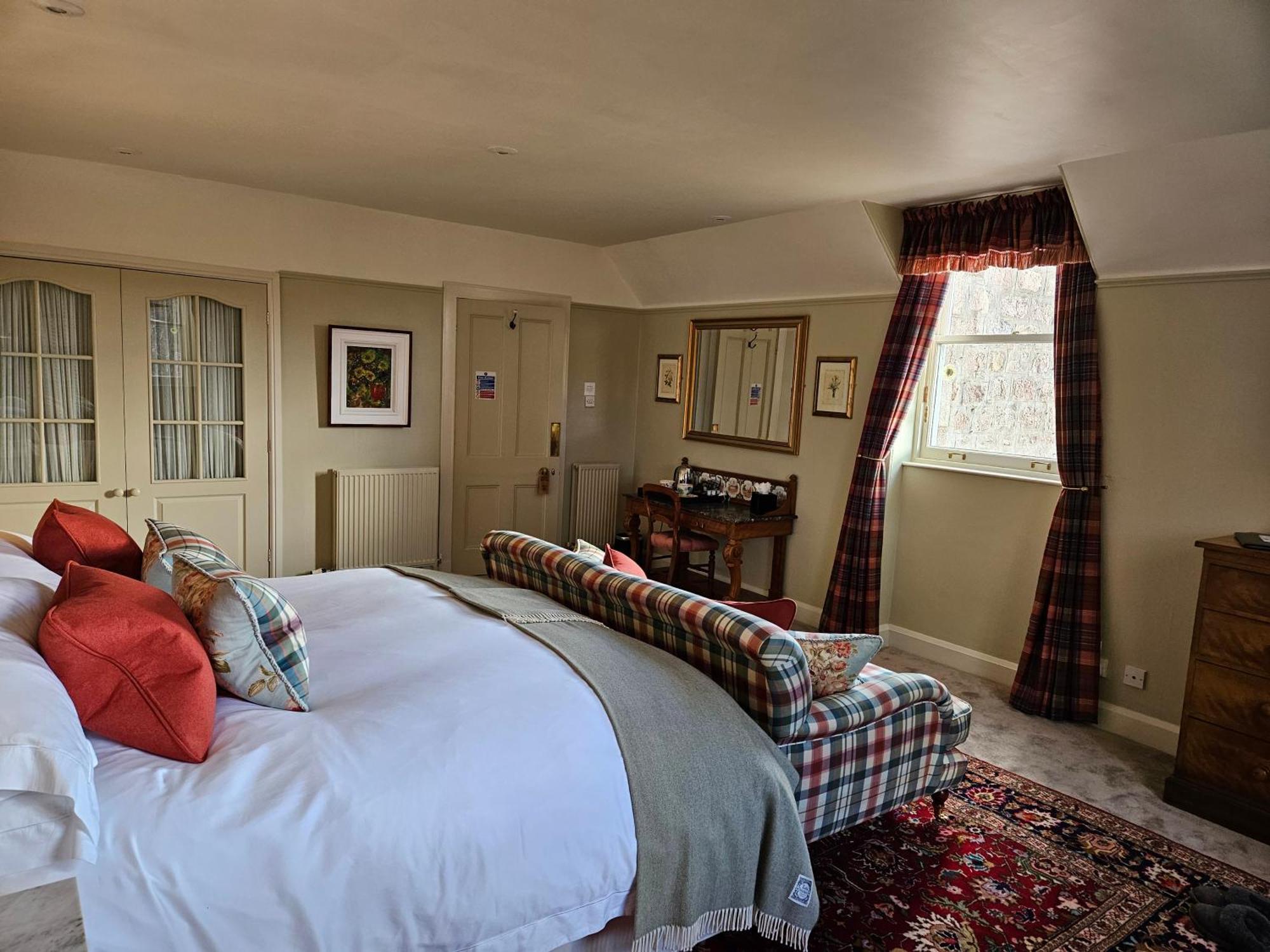 Craggan Bed & Breakfast Ballater Exterior photo